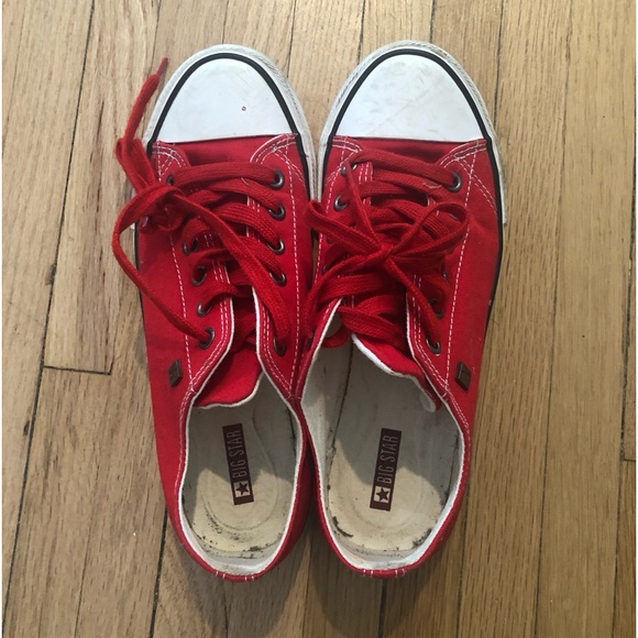 Great red shoes size US 8 - Picture 2 of 7